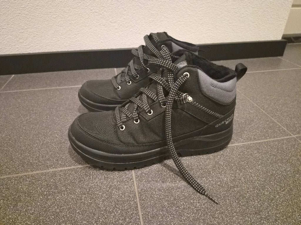 WANDELSCHOENEN MAAT 40 DECATHLON NH100 NIEUW, Ophalen of Verzenden, Nieuw, Schoenen