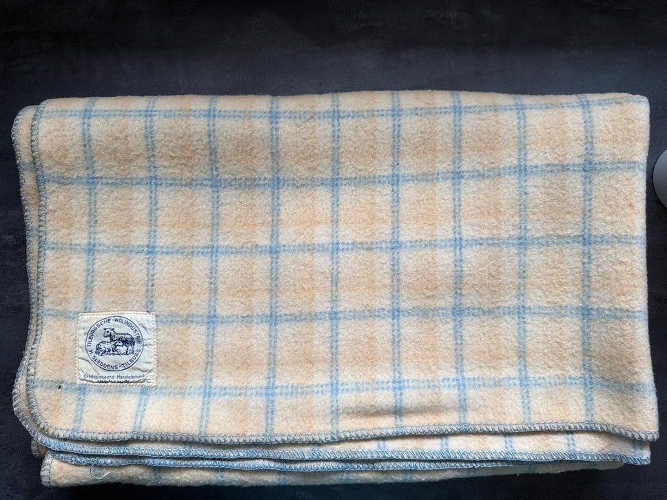 Echte wollen kinder deken 130x105 van Tilburgsche Wolindustr, Kinderen en Baby's, Meerkleurig, Deken, Temperatuurregulerend, Gebruikt