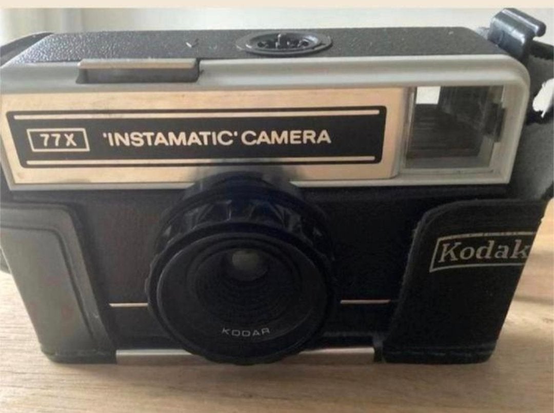 Kodak Instamatic 77X camera – Jaren ’70 – Met originele tas, Ophalen of Verzenden, Zo goed als nieuw, Compact, Kodak