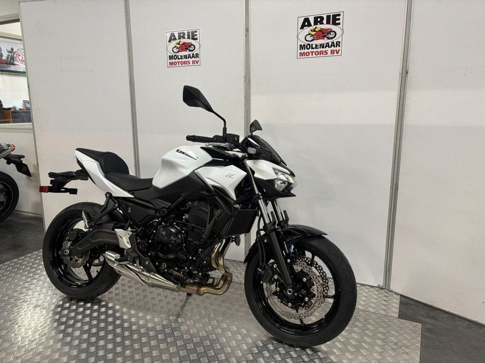 Kawasaki Z 650 ABS (bj 2025), Motoren, 2 cilinders, 649 cc, Bedrijf, Onbekend
