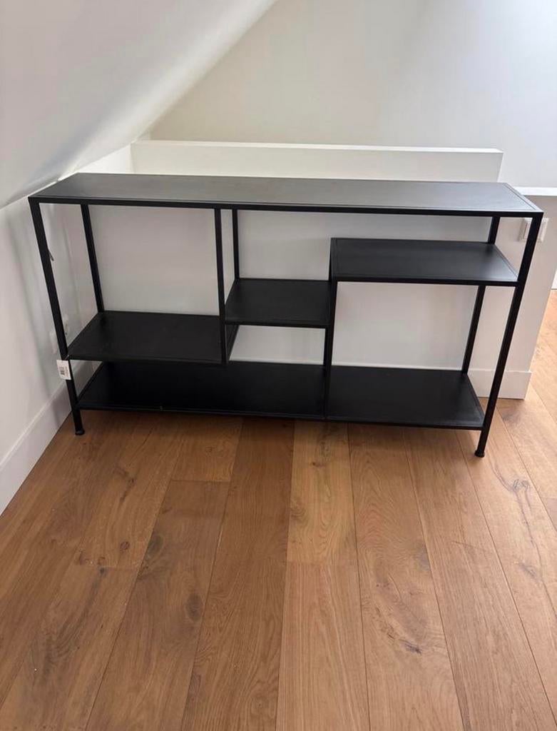 Zwart metalen dressoir Light & Living met vakken en planken, Ophalen, Met plank(en), Gebruikt, 100 tot 150 cm