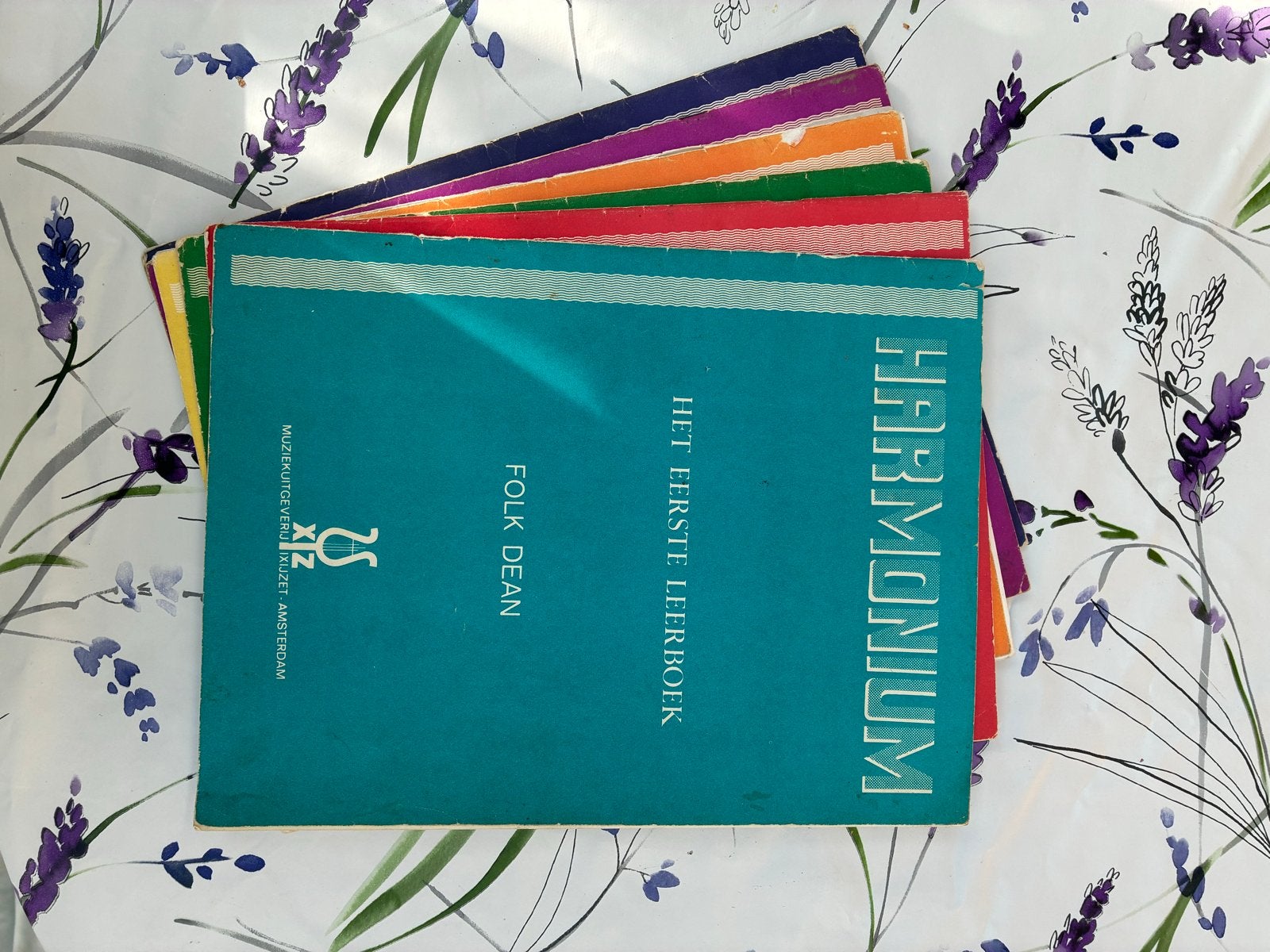 1,3,4,5,6 lesboek folk dean harmonium, Muziek en Instrumenten, Ophalen of Verzenden, Gebruikt, Les of Cursus, Overige instrumenten