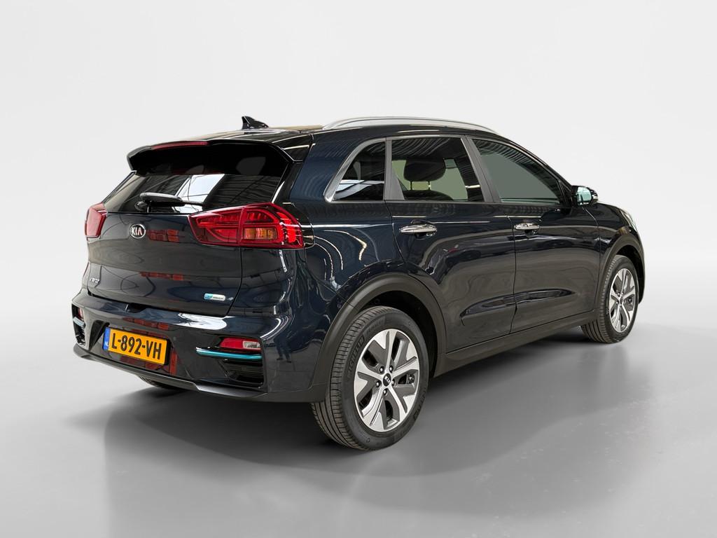Kia e-Niro ExecutiveLine 64 kWh, Auto's, 12 maanden, Gebruikt, Blauw, Niro