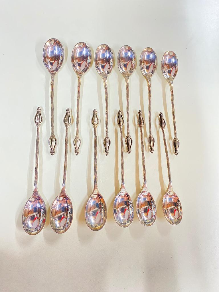 12 zilveren lepeltjes van Kempen en Begeer, Antiek en Kunst, Ophalen of Verzenden, Zilver
