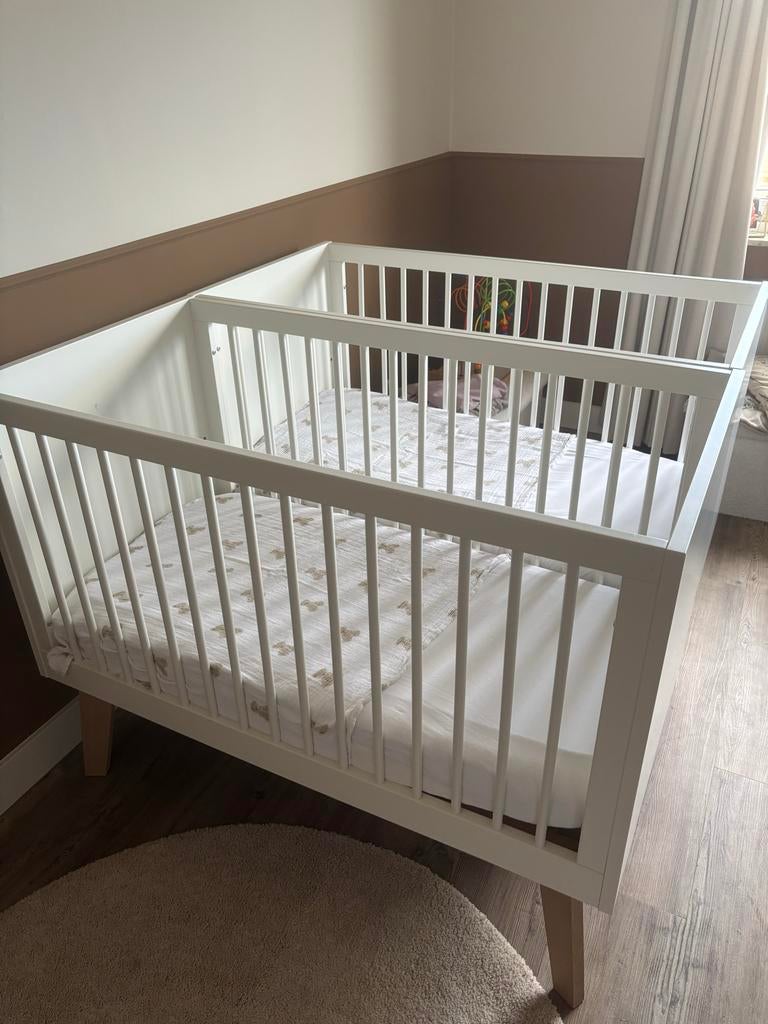 Kidsmill ledikant sixties 2 stuks 60x120 incl matrassen, Kinderen en Baby's, Babywiegjes en Ledikanten, Ophalen, Zo goed als nieuw