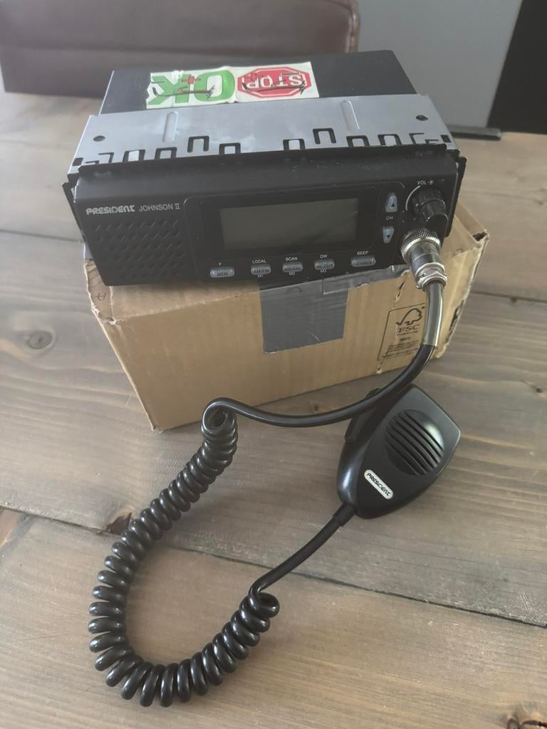 President Johnson II 27mc transceiver zendbak, Telecommunicatie, Zenders en Ontvangers, Ophalen of Verzenden, Zo goed als nieuw