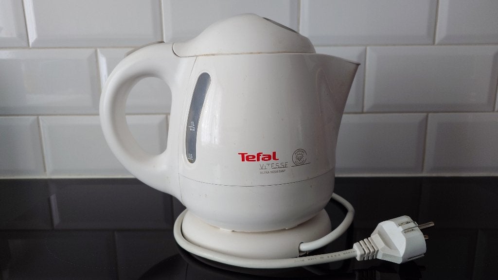 Tefal Vitesse Waterkoker, 1 tot 2 liter, Ophalen, Gebruikt