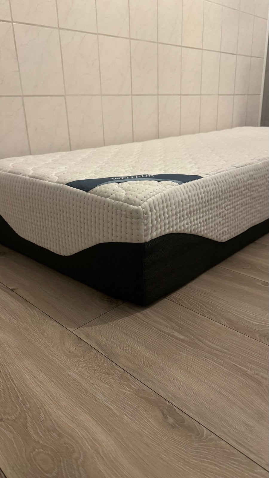 Wellpur matras JYSK zo goed als nieuw, Huis en Inrichting, Ophalen, 90 cm, Eenpersoons, Zo goed als nieuw