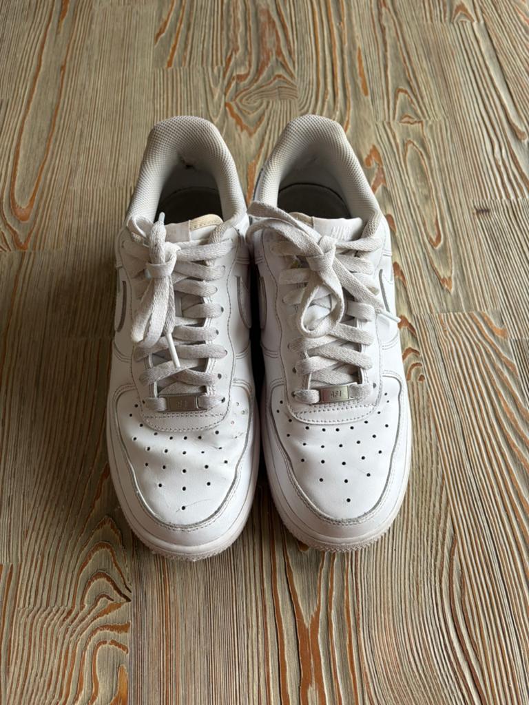 Nike airforce one maat 40, Kleding | Dames, Schoenen, Ophalen of Verzenden, Wit, Sneakers of Gympen