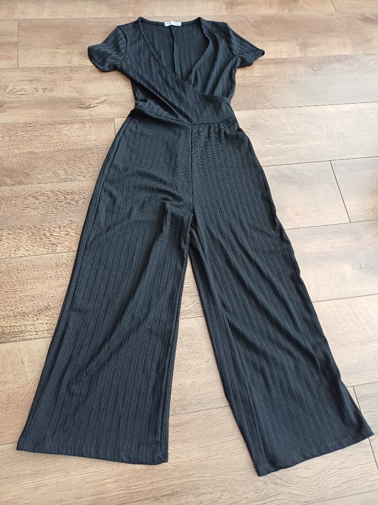 leuke zwarte jumpsuit met wijde pijpen 36, Ophalen of Verzenden, Nieuw, Maat 36 (S), Zwart