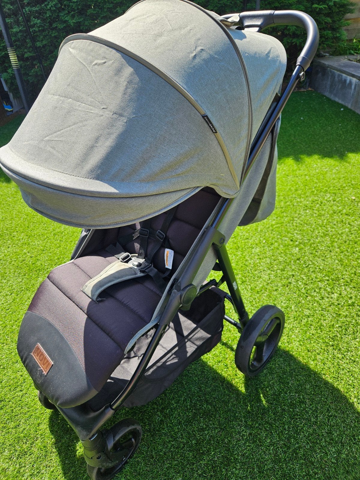 Buggy Novi, Kinderen en Baby's, Buggy's, Ophalen, Zo goed als nieuw, Regenhoes