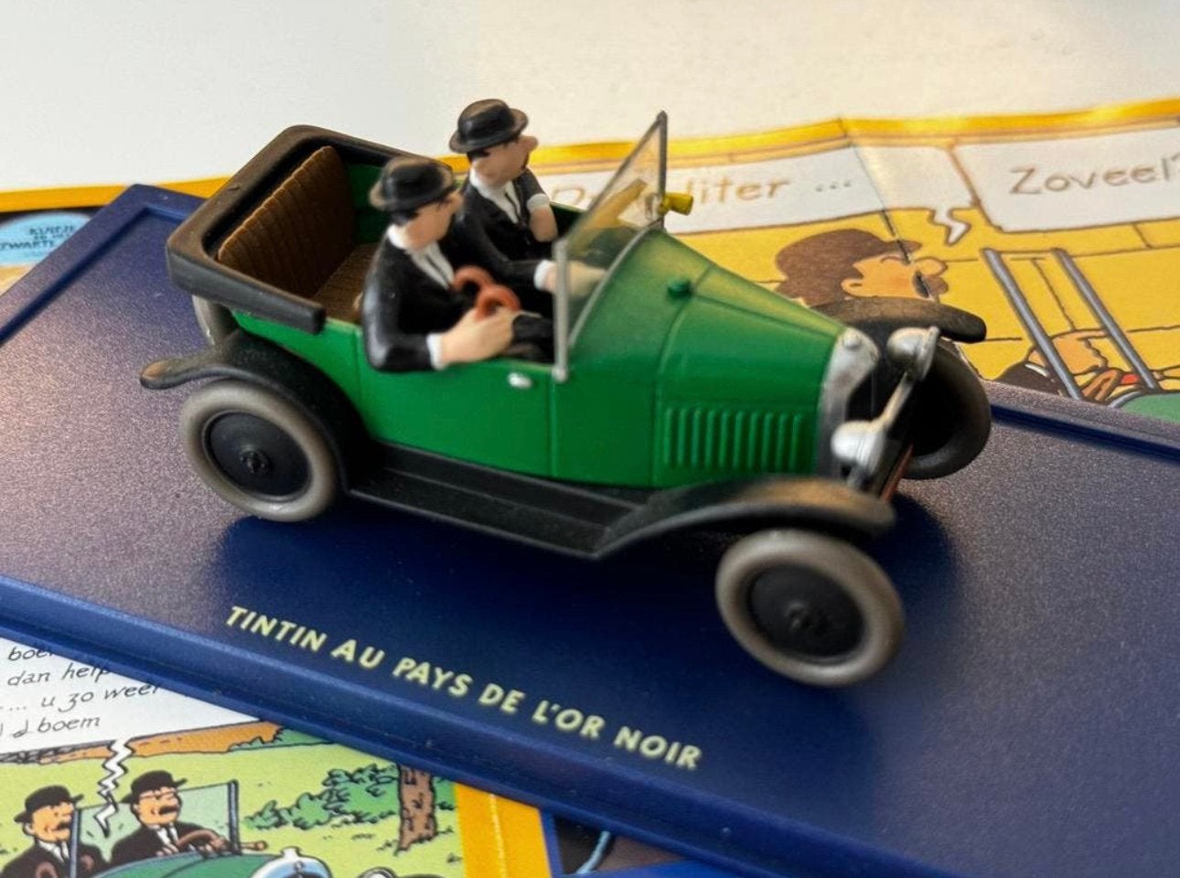 Kuifje auto 1:43 de Citroën torpedo uit zwarte goud, Ophalen of Verzenden, Zo goed als nieuw