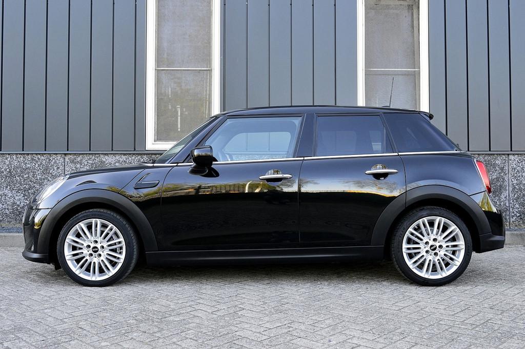 MINI Mini 1.5 Cooper Camden Plus Edition Rijklaarprijs-Garan, Auto's, Mini, 12 maanden, 136 pk, Gebruikt, Zwart