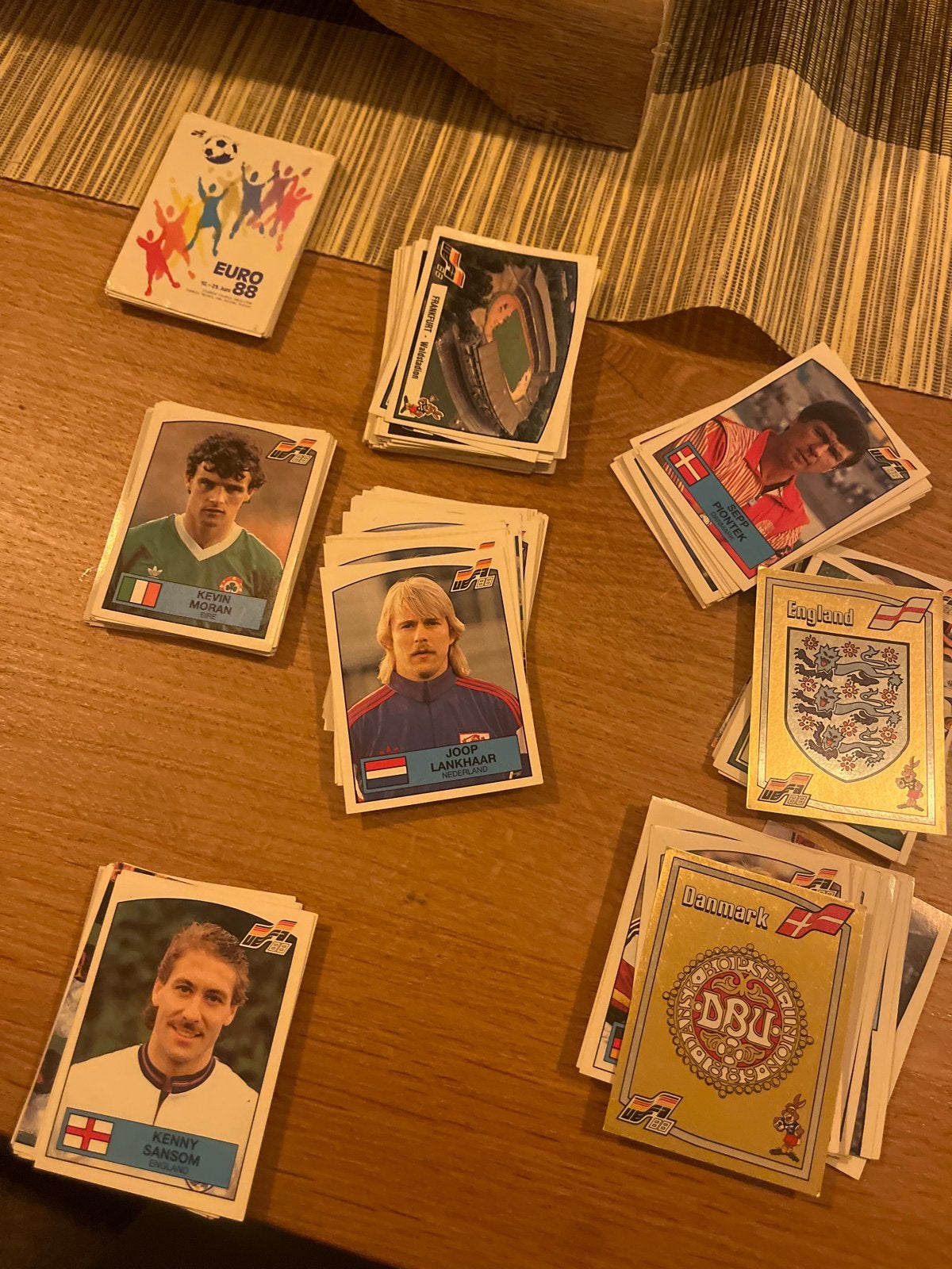 Panini EK 1988 stickers - EK88, Ophalen of Verzenden, Gebruikt, Overige sporten, Poster, Plaatje of Sticker
