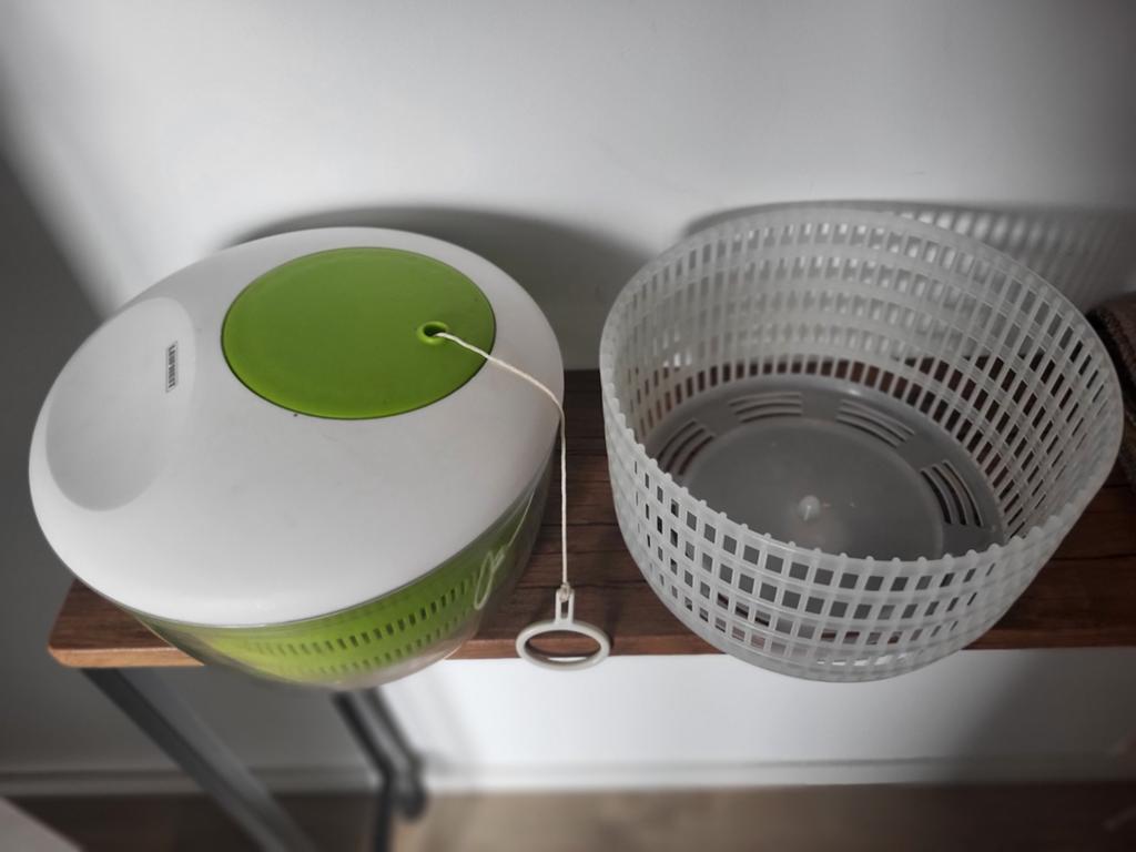 Salade centrifuge - als nieuw! LEIFHEIT
Draai droger 💫, Ophalen of Verzenden, Zo goed als nieuw, Wit