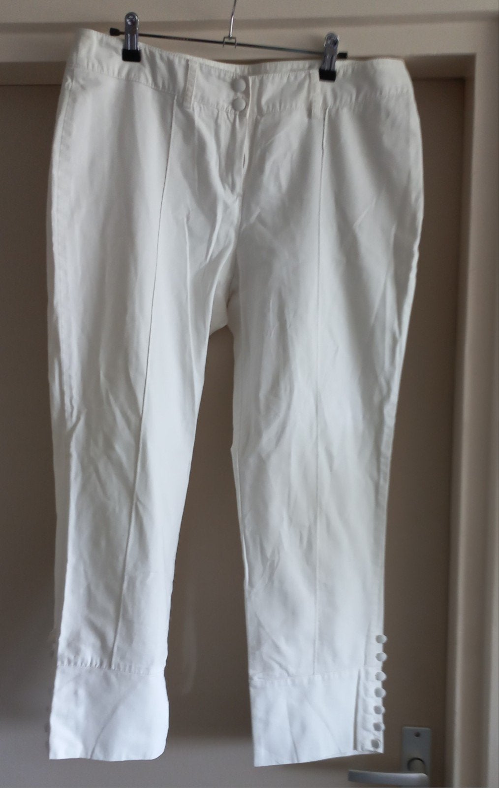 Witte capri broek van Miss Etam, maat 42, Wit, Maat 42/44 (L), Ophalen of Verzenden, Zo goed als nieuw