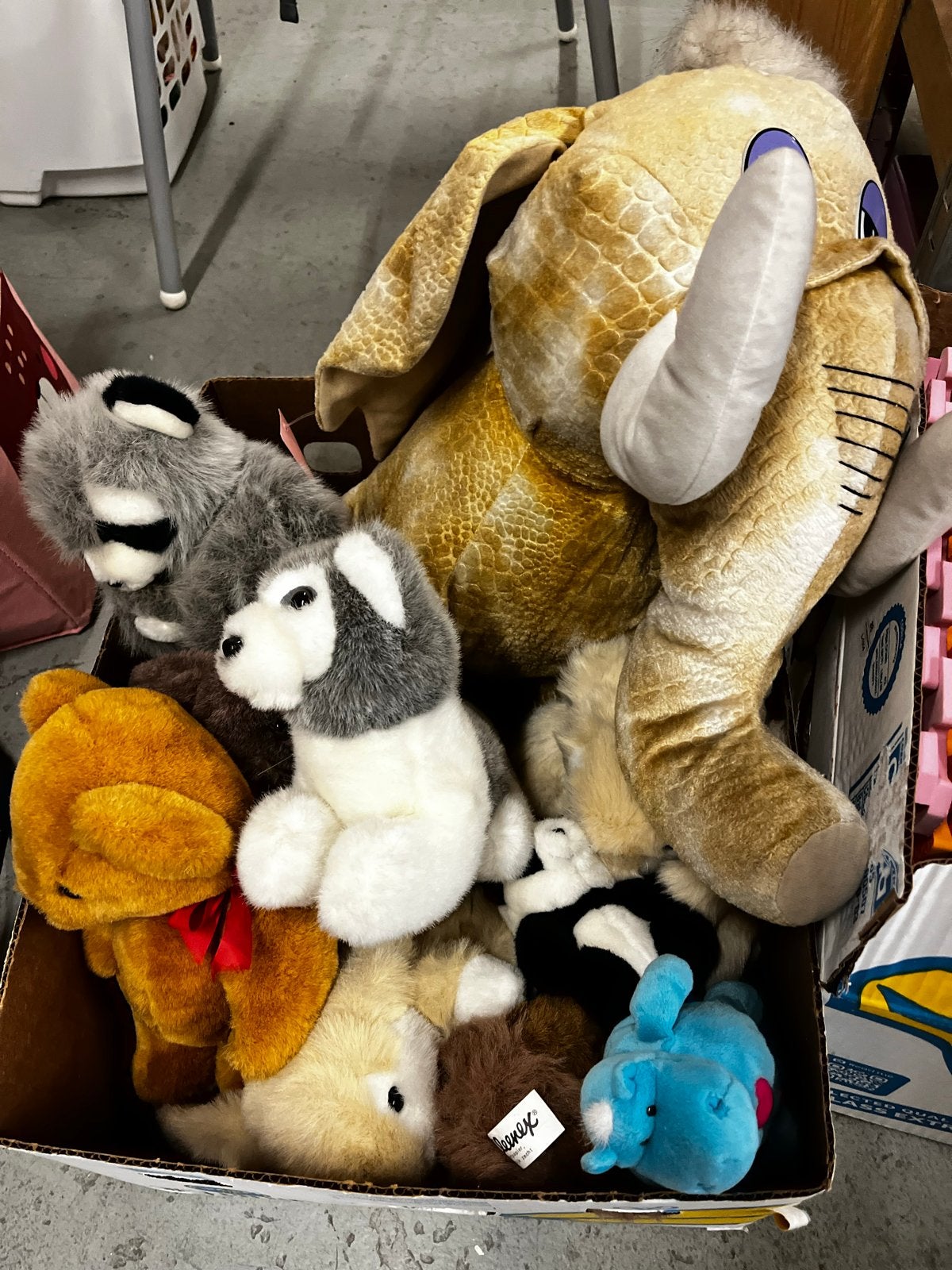 Leuke en schattige knuffels, diverse soorten, Ophalen, Gebruikt, Middelgroot (20 tot 80 cm), Olifant