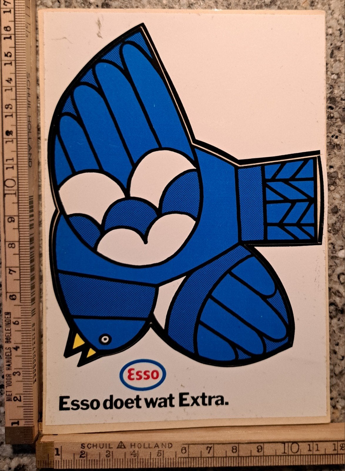 Vintage sticker Esso doet wat extra logo merk benzinestation, Ophalen of Verzenden, Zo goed als nieuw