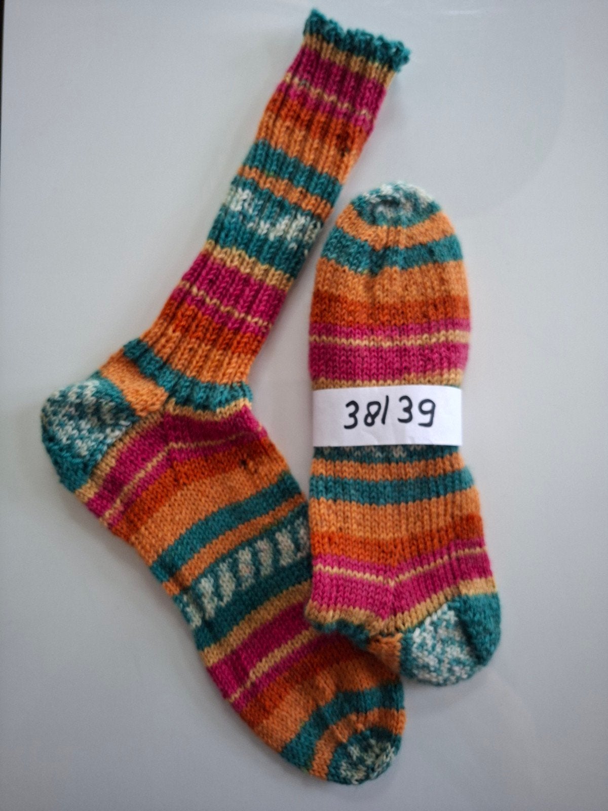 Mooie handgebreide wollen sokken, maat 38/39, Kleding | Dames, Sokken en Kniesokken, Overige kleuren, Nieuw, Ophalen of Verzenden