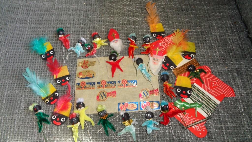 Sinterklaas versierselen en 28 kaartjes vintage, Antiek en Kunst, Verzenden