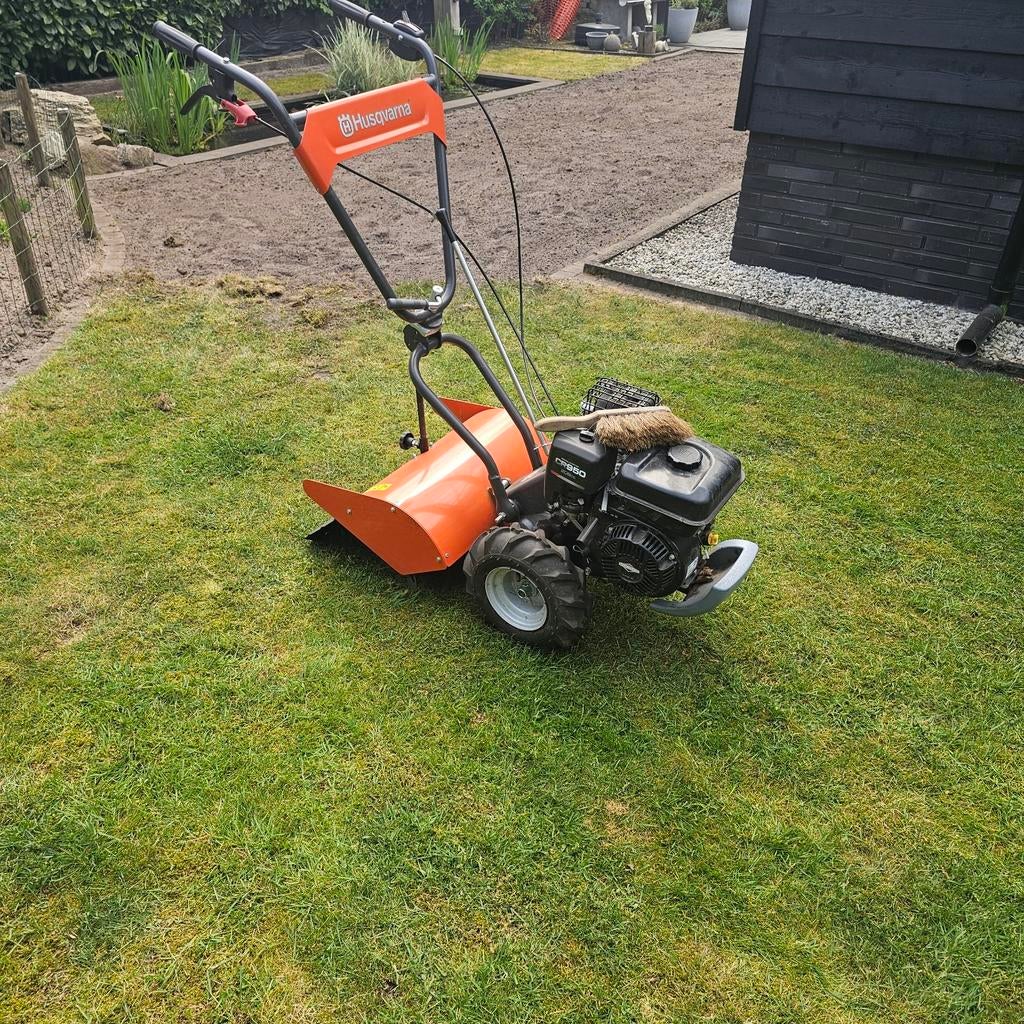 Husqvarna Tuintrekker/Grondfrees - Zo goed als nieuw, Tuin en Terras, Ophalen of Verzenden, Zo goed als nieuw, Benzine, Husqvarna