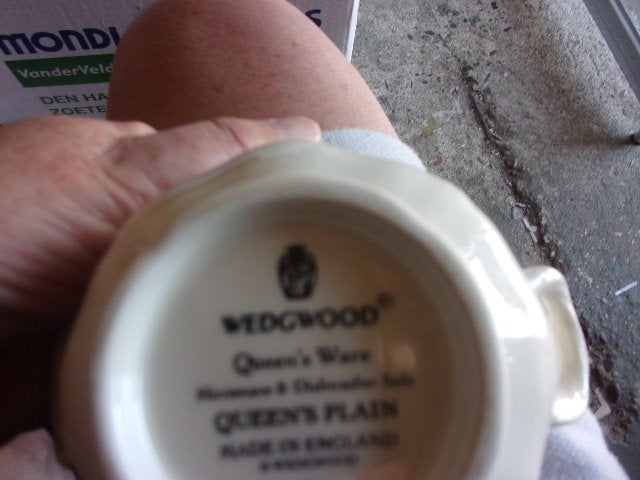 wedgwood servies etc, Ophalen of Verzenden, Zo goed als nieuw, Kop(pen) en/of Schotel(s), Wedgwood
