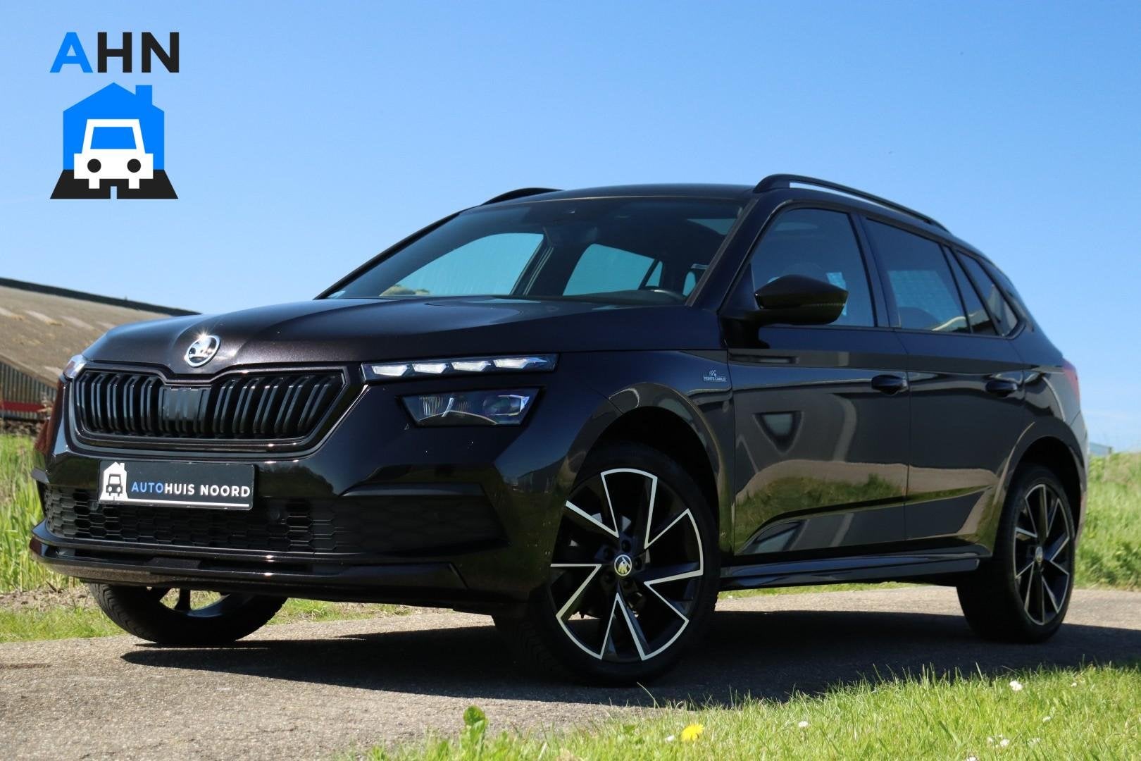 Skoda Kamiq 1.0 TSI Monte Carlo / 110PK! / Pano / Carplay /, Stof, Gebruikt, Automatische klimaatregeling, Zwart