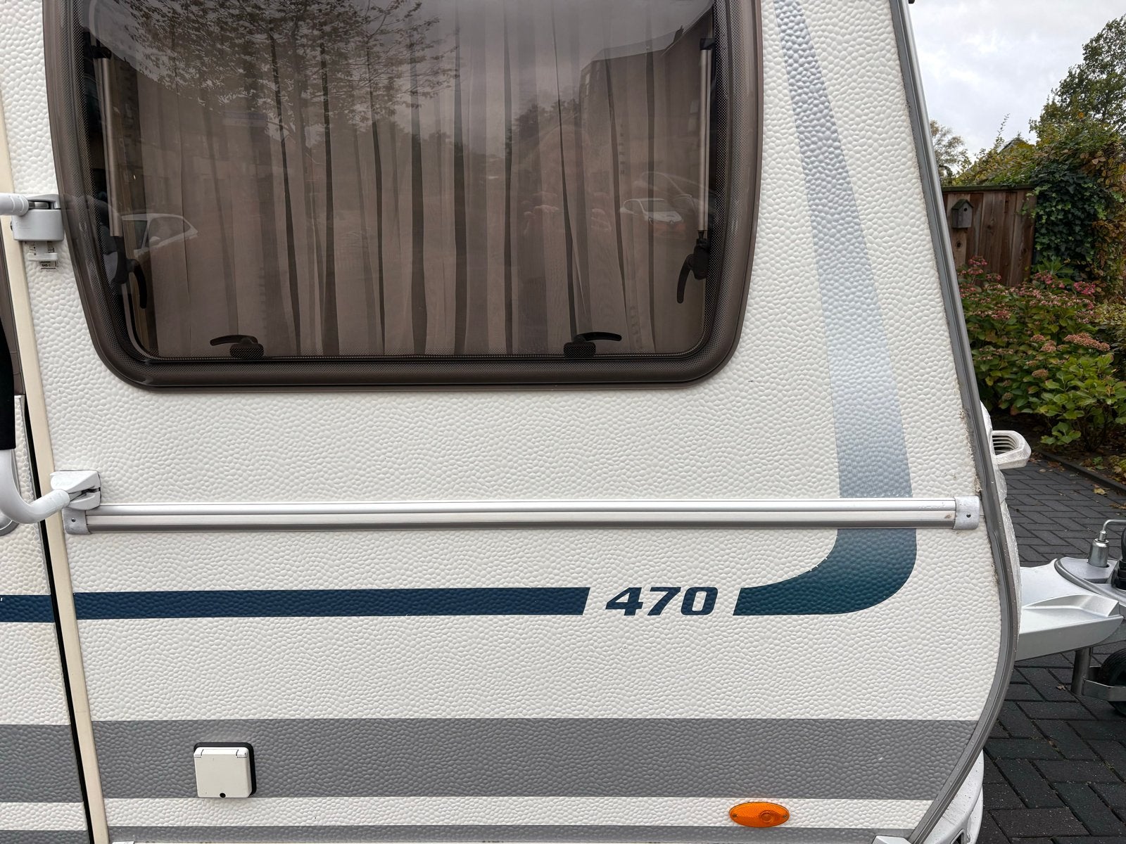 Fendt Saphir 470 TF Caravan - Comfortabel en Compleet, Rondzit, Omvormbare zithoek, Particulier, Voortentlamp