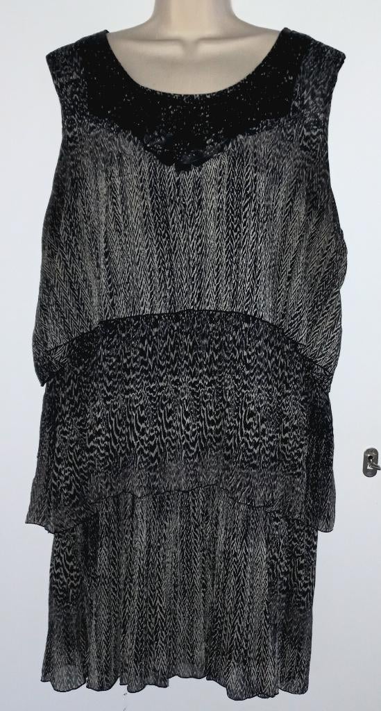 Paprika jurk maat 6 (52/54), Kleding | Dames, Grote Maten, Ophalen of Verzenden, Zo goed als nieuw, Zwart, Jurk