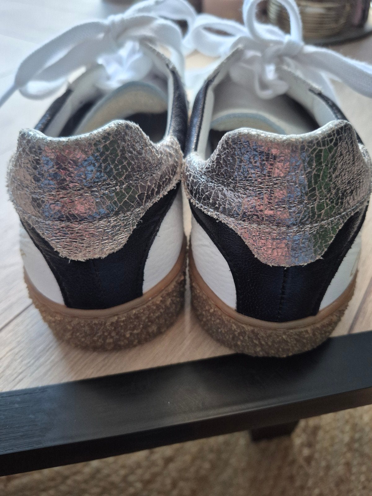 Cruyff sneakers wit met zwart en zilver maat 39, Ophalen of Verzenden, Zo goed als nieuw, Wit, Sneakers of Gympen