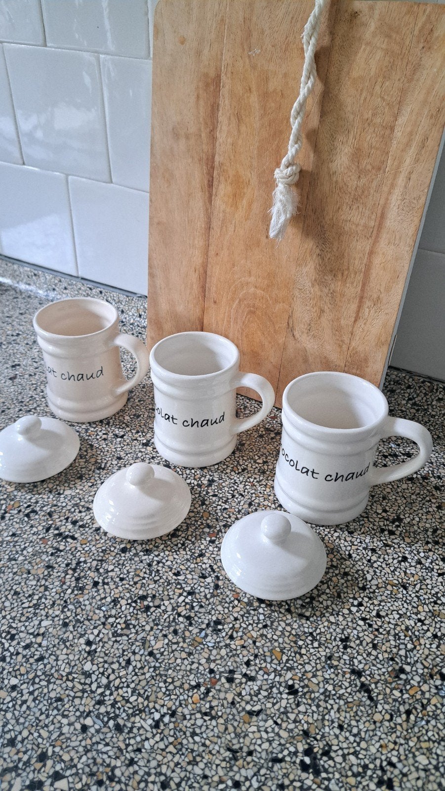 Set van 3 Riviera Maison chocolademelk bekers met deksel, Ophalen, Steen/keramiek, Wit, Riviera Maison