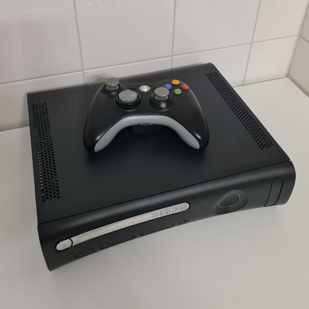 DEFECTE xbox 360 + controller (geen kabels), Spelcomputers en Games, Ophalen of Verzenden, Niet werkend, Met 1 controller, 360 Arcade of Core