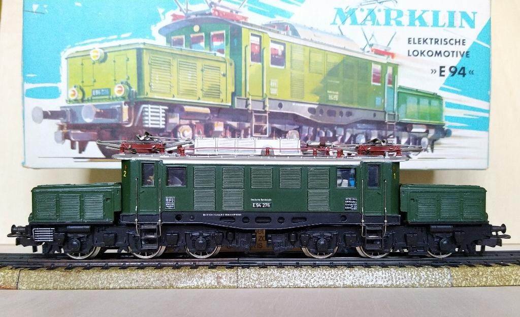 modeltrein Marklin E-loc Duitse Krokodil met doos, Hobby en Vrije tijd, Modeltreinen | H0, Ophalen of Verzenden, Zo goed als nieuw