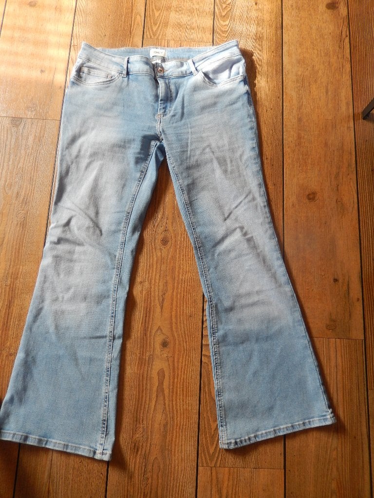 Flared jeans Only xl, Only, Zo goed als nieuw, W33 - W36 (confectie 42/44), Verzenden