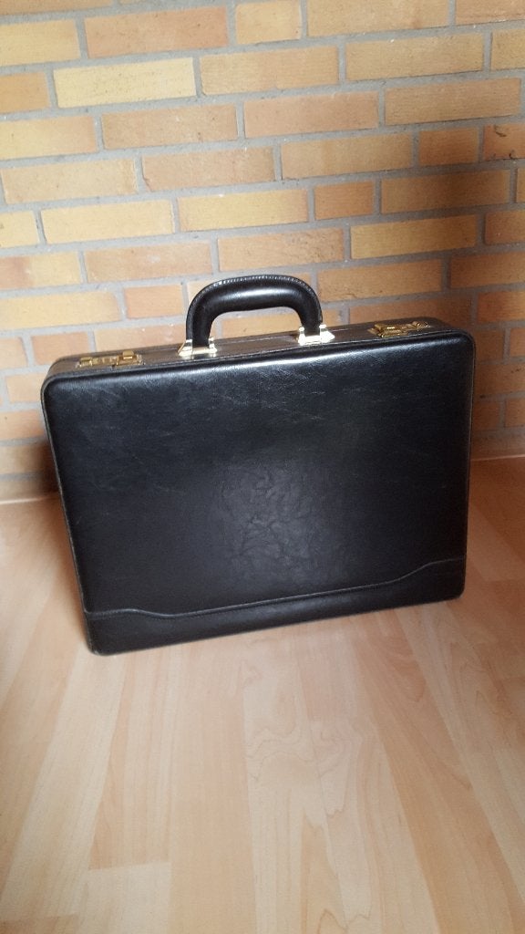 attache en laptopkoffer echt leder, 17 inch of meer, Aktetas, Ophalen of Verzenden, Zo goed als nieuw