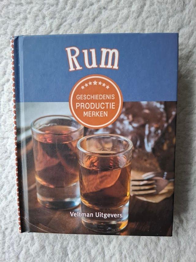 Ulrike Lowis - Rum -  geschiedenis, productie, merken, Ophalen of Verzenden, Zo goed als nieuw, Overige typen, Ulrike Lowis