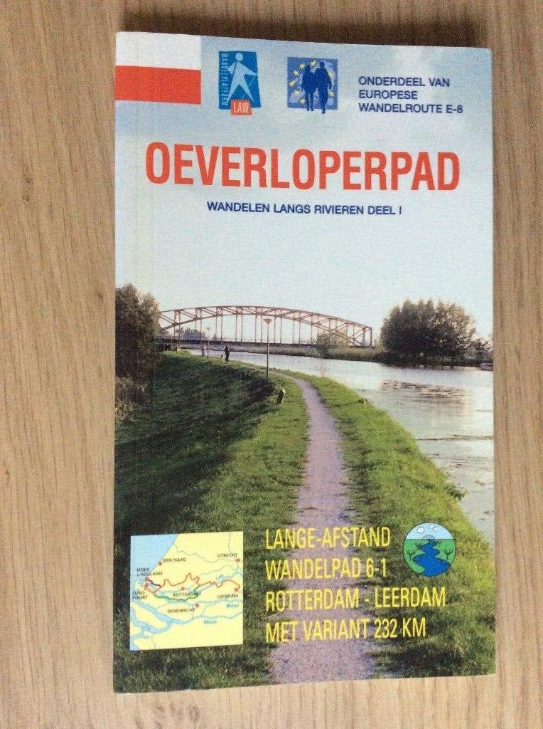 Boekje wandelen Oeverloperpad 232 Km, Ophalen of Verzenden, Zo goed als nieuw, Overige onderwerpen
