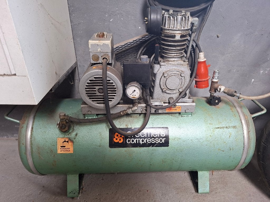 Creemers compressor, Ophalen, Gebruikt, 200 tot 400 liter/min, Mobiel