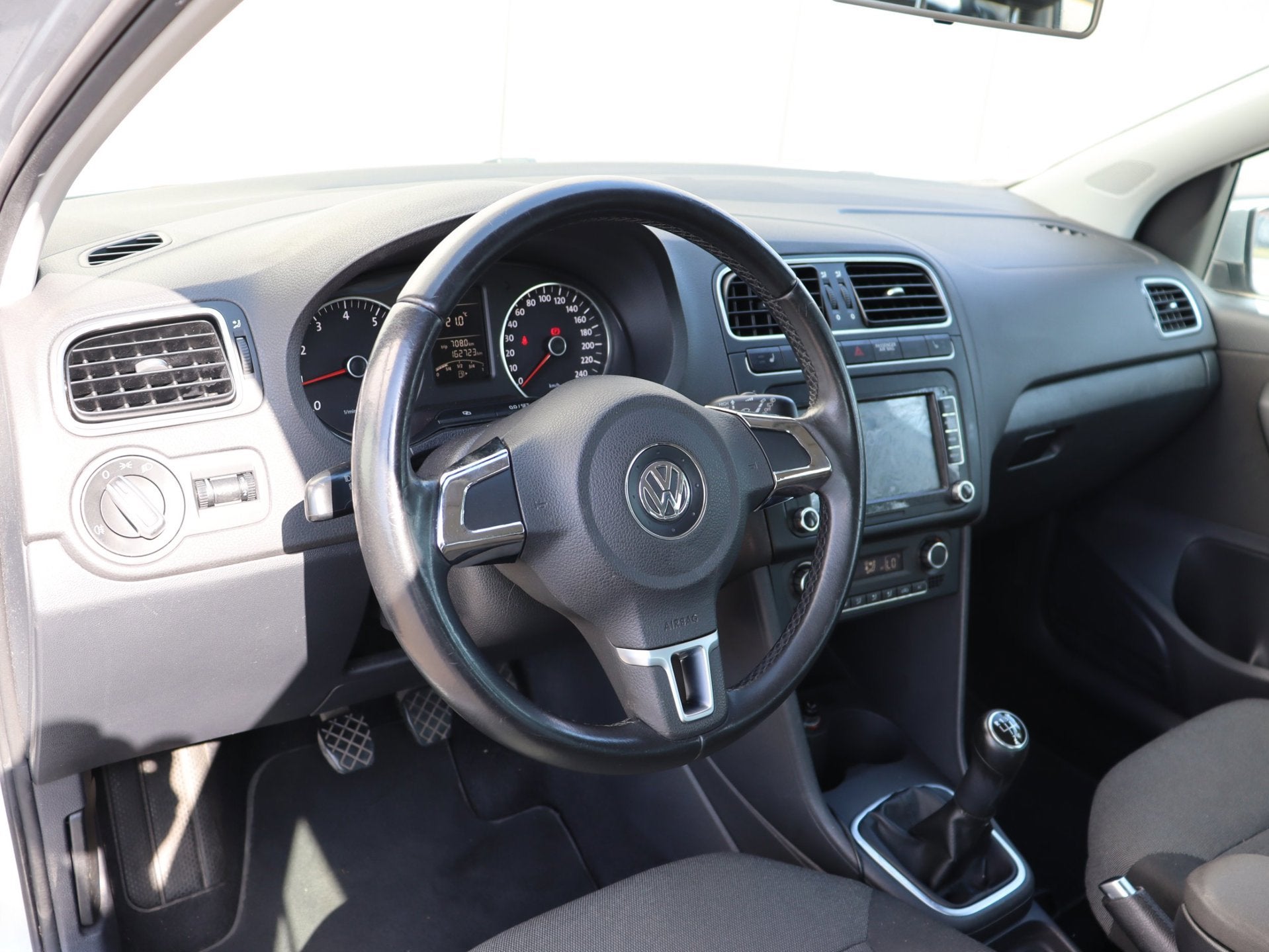 Foto 12 van Volkswagen Polo 1.2-12V BlueMotion Comfortline