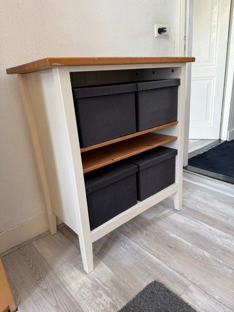 Kastje met opbergboxen in prima staat, Antiek en Kunst, Ophalen