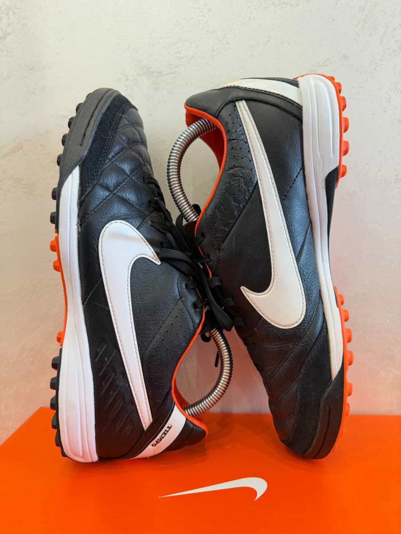 Nike Tiempo voetbalschoenen, Maat M, Ophalen, Zo goed als nieuw, Schoenen