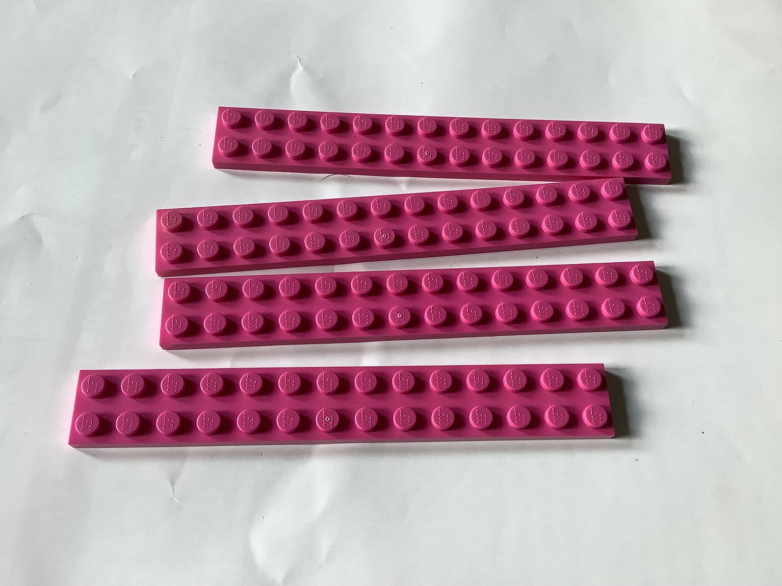 Lego plaat 2x14 donker roze, Ophalen of Verzenden, Gebruikt, Losse stenen, Lego