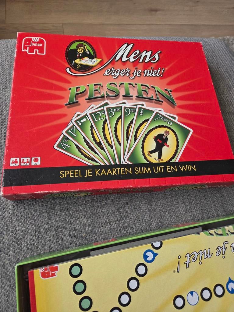 Mens Erger Je Niet Pesten - Jumbo (Nagenoeg Nieuw), Hobby en Vrije tijd, Gezelschapsspellen | Bordspellen, Drie of vier spelers