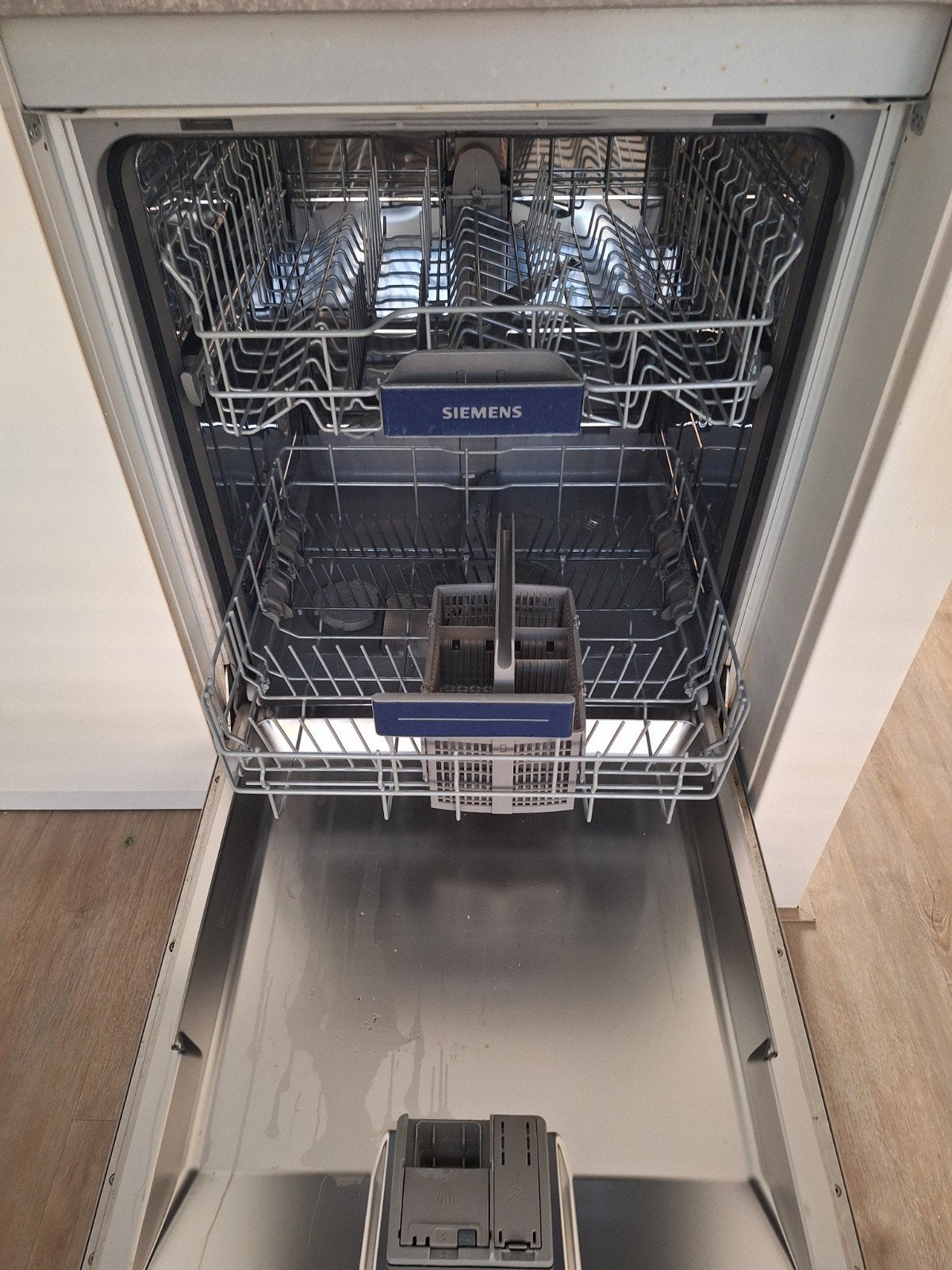 Siemens vaatwasser. inbouw. werkt goed., Witgoed en Apparatuur, Ophalen, Gebruikt, Minder dan 10 liter, Energieklasse A of zuiniger