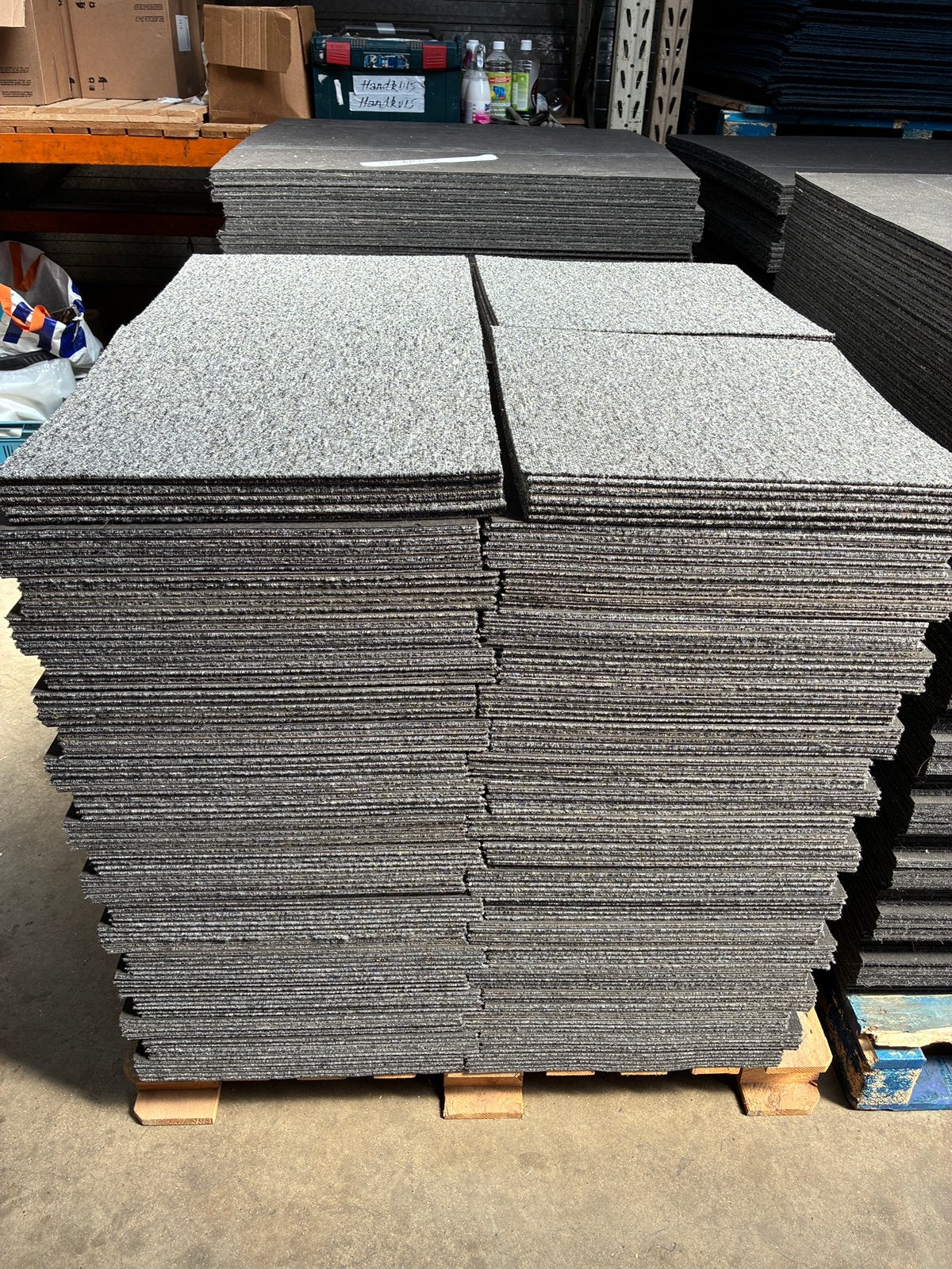Tapijttegels 50x50 grijs, Ophalen, 75 m² of meer, Zo goed als nieuw, Tapijttegels