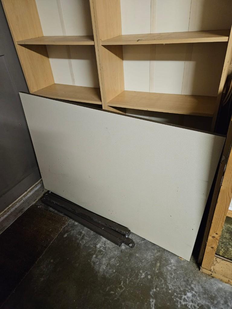 Gratis!! Metalen tafel, Ophalen, Gebruikt, 100 tot 150 cm, 50 tot 100 cm