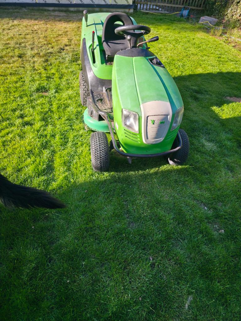 Viking mt5097 zitmaaier, Gebruikt, Elektrische starter, Ophalen of Verzenden, Benzine-grasmaaier