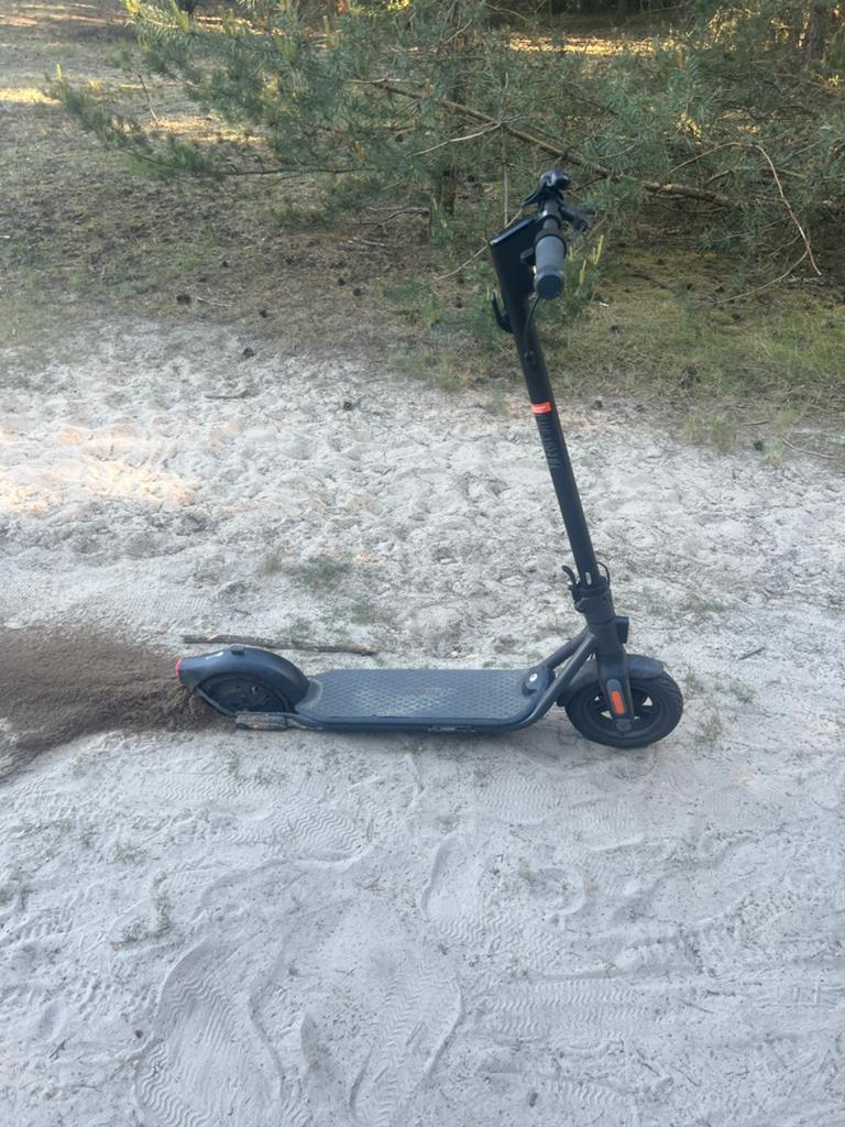 Ninebot F2 E-step, Fietsen en Brommers, Steps, Ophalen, Gebruikt, Elektrische step (E-scooter)
