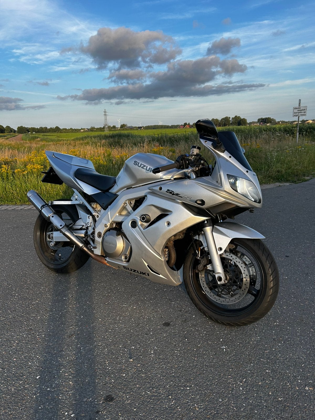 Suzuki sv1000s, Sportuitlaat, 2 cilinders, Motorrijbewijs A, Gebruikt