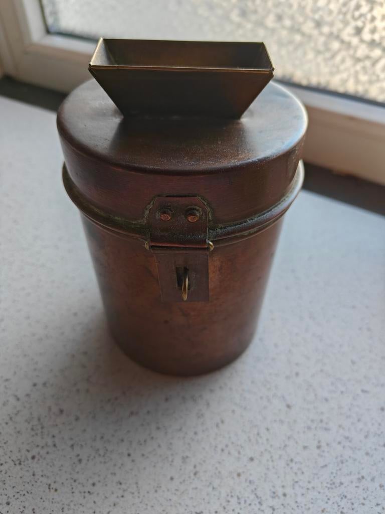 Mooie koperen collectebus., Ophalen